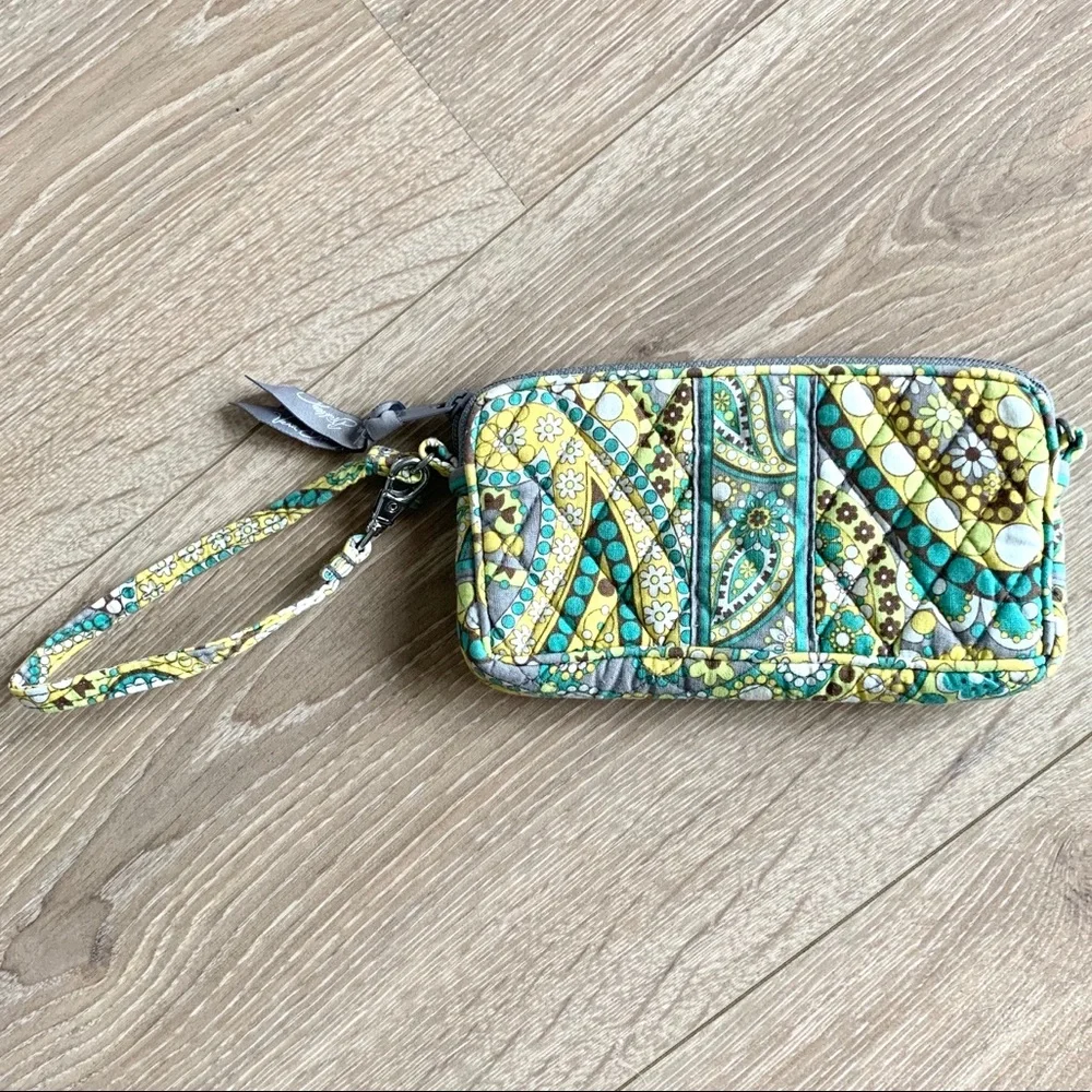 VERA BRADLEY Wristlet Wallet Card Holder